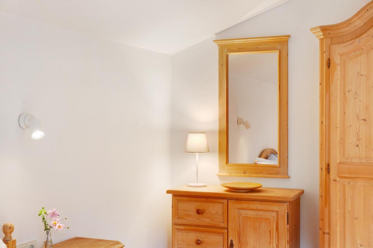 Ferienwohnung Zugspitznest ไกรน์เนา ภายนอก รูปภาพ