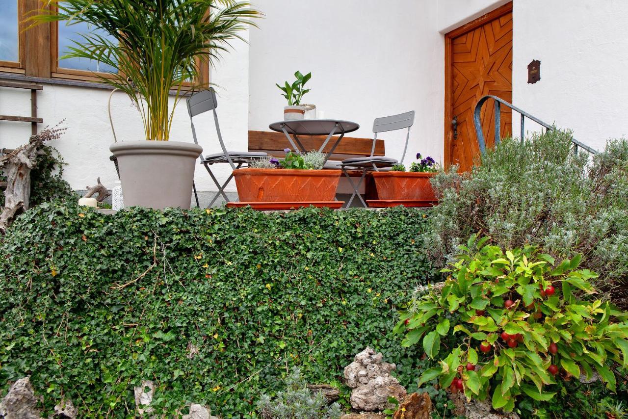 Ferienwohnung Zugspitznest ไกรน์เนา ภายนอก รูปภาพ