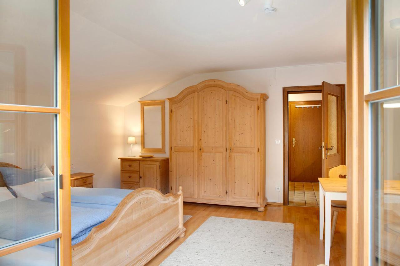 Ferienwohnung Zugspitznest ไกรน์เนา ภายนอก รูปภาพ
